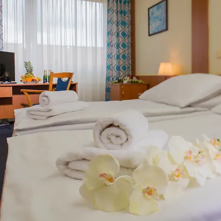 TOP HOTEL Praha Hotel 4*
