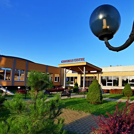 מלון Top Hotel Praha 4*