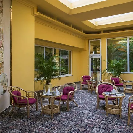 מלון Top Hotel Praha פראג