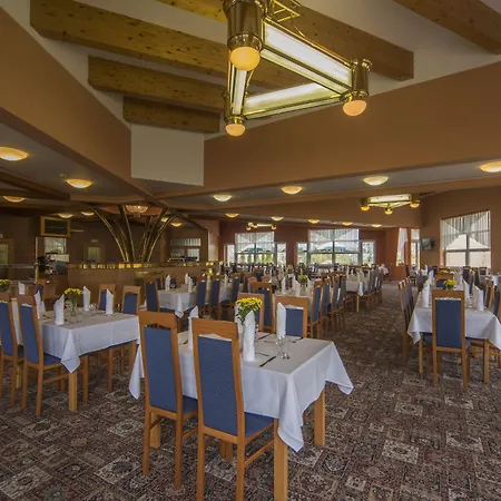 מלון Top Hotel Praha