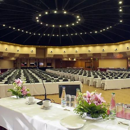 Top Hotel Praha מלון