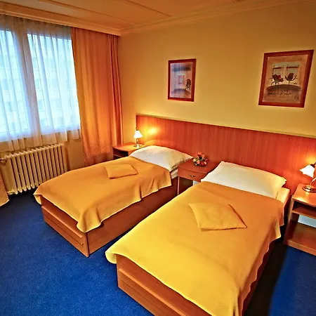 TOP HOTEL Praha Hotel 4*
