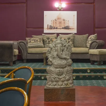Hotel TOP HOTEL Praha 4*