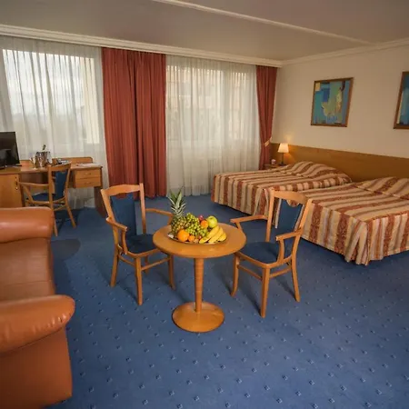 TOP HOTEL Praha Hotel 4*