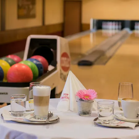 Top Hotel Praha Отель Прага