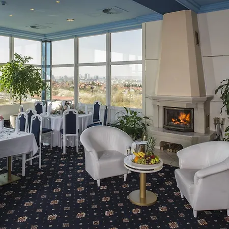 Top Hotel Praha Отель Прага